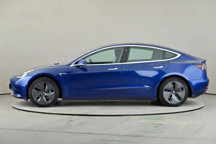 TESLA MODEL 3 (01/12/2019) - 